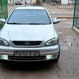 Opel Astra 2003