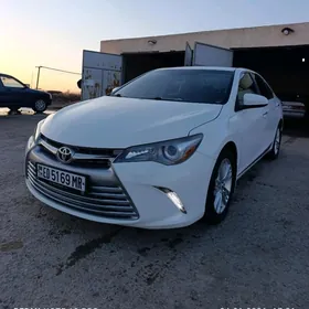 Toyota Camry 2017