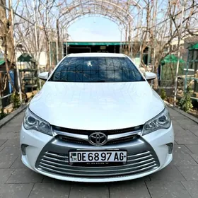 Toyota Camry 2017