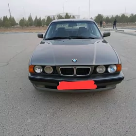BMW 525 1990