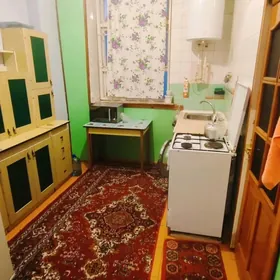 Satlyk 30 mkr 1etaj 3 kom 65m²