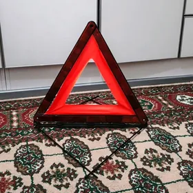 üç burç awaryýny znak