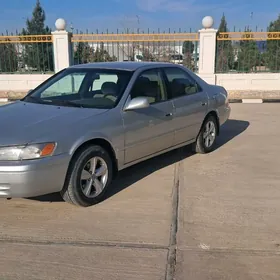 Toyota Camry 1999