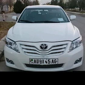 Toyota Camry 2011