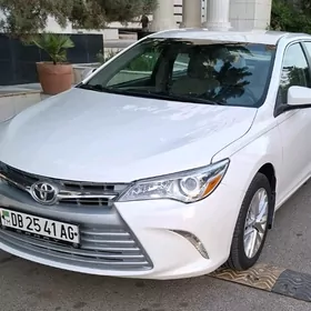 Toyota Camry 2016