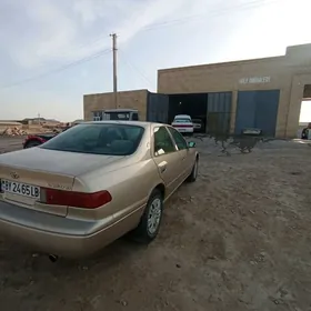 Toyota Camry 2000