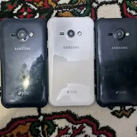 Samsung Galaxy J1 ace