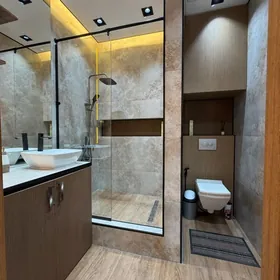 Мир 3 3 ком 90 м2 люкс