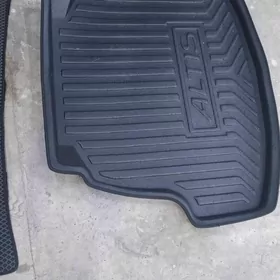 карола коврик