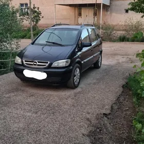 Opel Zafira 2003