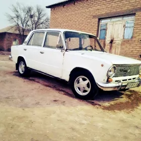 Lada 2104 1980