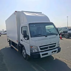 Mitsubishi Canter 2025