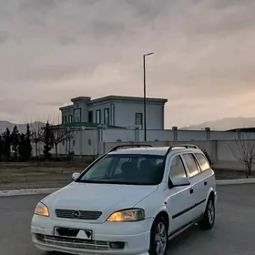 Opel Astra 2000