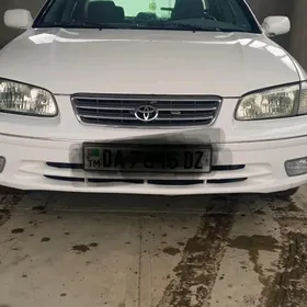 Toyota Camry 2001
