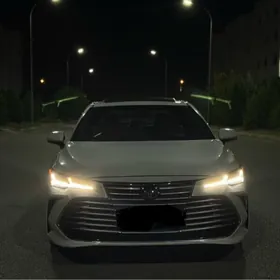 Toyota Avalon 2019