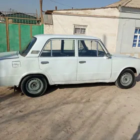 Lada 2104 1983