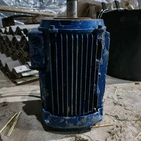 mator 11kw 300 aborot