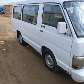 Toyota Hiace 1990