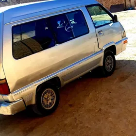 Toyota Hiace 1990