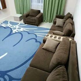 МИР 8,  9/3 ЭТАЖ, 2 КОМНАТНАЯ