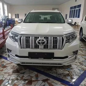 Toyota Land Cruiser Prado 2013