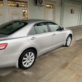 Toyota Camry 2010