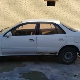 Toyota Carina 1993