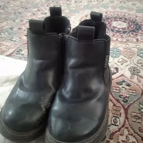 çaga ayakgaplar. çaga adikler.