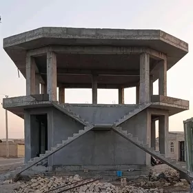 Lesnitsa Manalit Kalon guyas