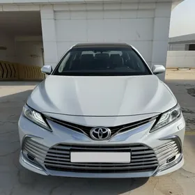 Toyota Camry 2022