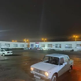 Lada 2104 1986