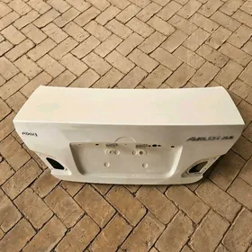 awalon yzky kapot 2004