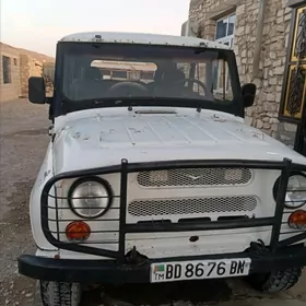 UAZ 469 2001