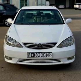 Toyota Camry 2005