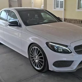 Mercedes-Benz C300 2015