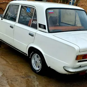 Lada 2104 1986