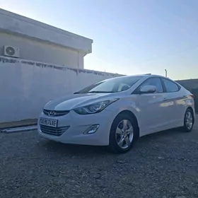 Hyundai Elantra 2011