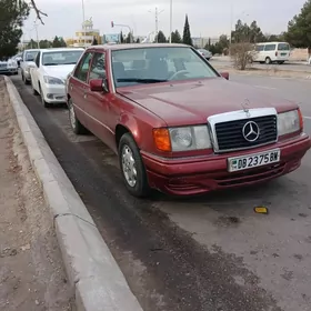 Mercedes-Benz E300 1990