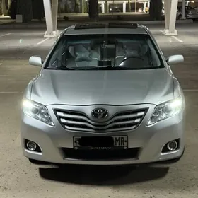 Toyota Camry 2011