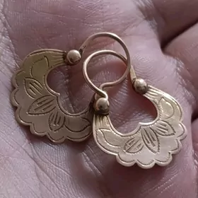 ashyk  srga gadymky altn