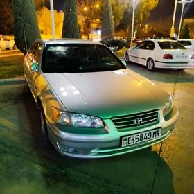 Toyota Camry 2000
