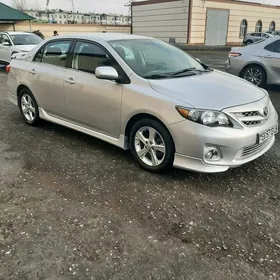 Toyota Corolla 2011