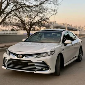 Toyota Camry 2022