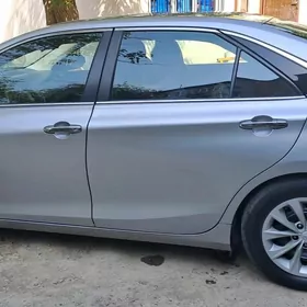 Toyota Camry 2017