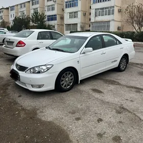 Toyota Camry 2005