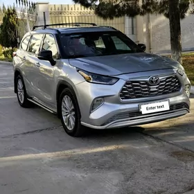 Toyota Highlander 2021