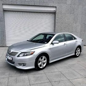 Toyota Camry 2010