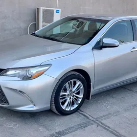 Toyota Camry 2017