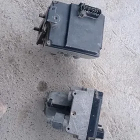 e39ABS.blok.Glawny silindr.