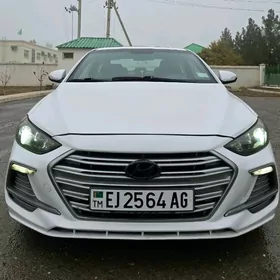 Hyundai Elantra 2018